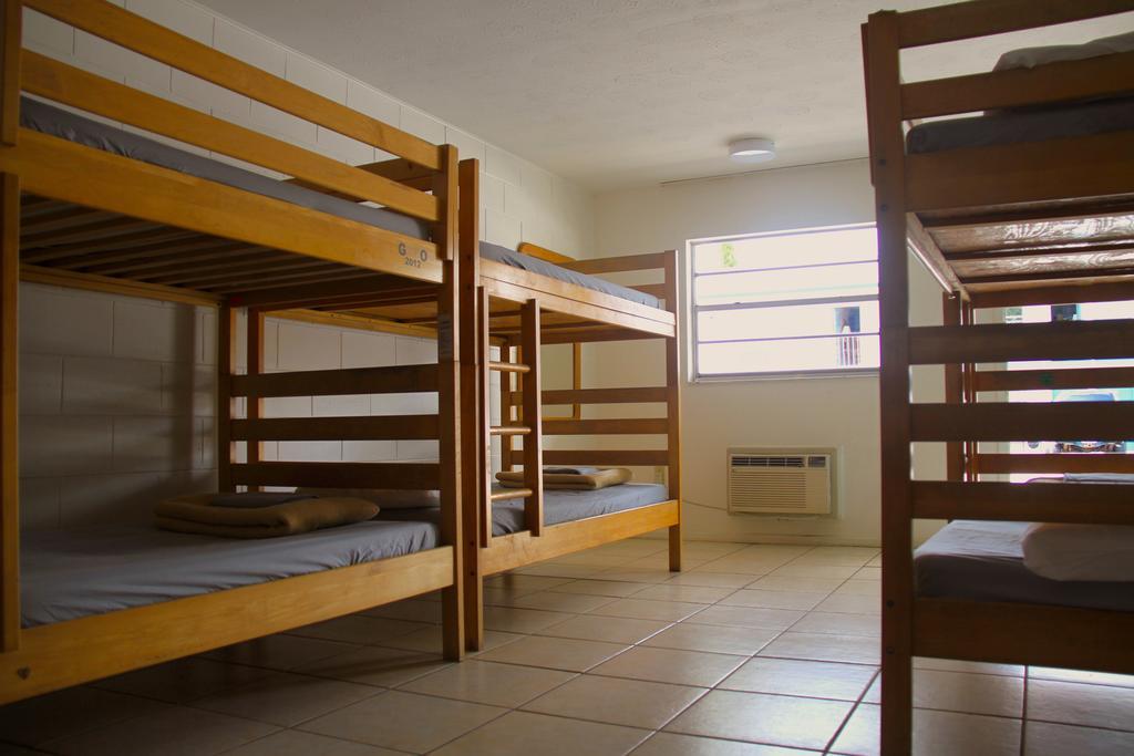 סלבריישן Palm Lakefront Resort And Hostel מראה חיצוני תמונה